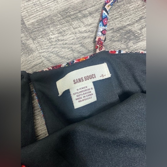 Small Sans Souci Red Paisley Print Jumpsuit w/ Pockets and Adjustable Straps - Picture 3 of 3